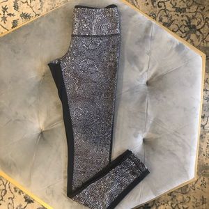 Lululemon Wunder Under Leggings 6